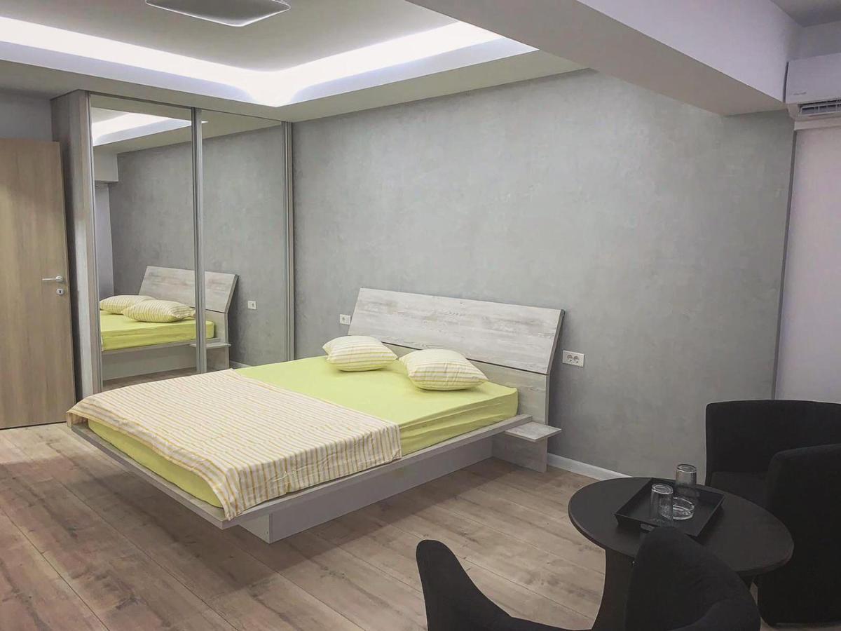 בוקרשט Mega Residance Studios מראה חיצוני תמונה