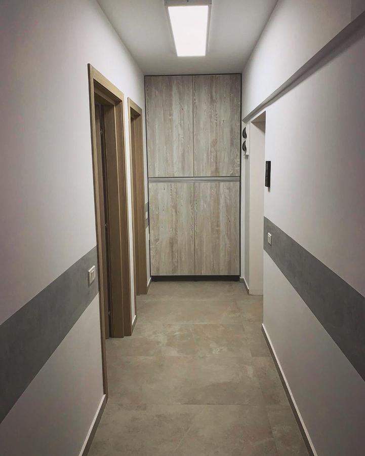 בוקרשט Mega Residance Studios מראה חיצוני תמונה