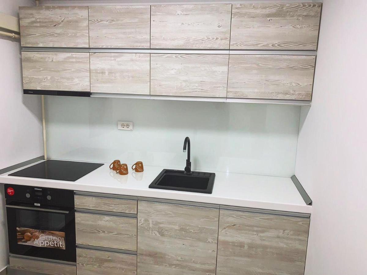 בוקרשט Mega Residance Studios מראה חיצוני תמונה
