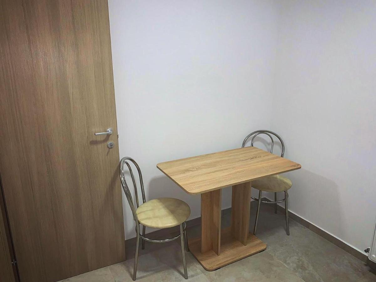 בוקרשט Mega Residance Studios מראה חיצוני תמונה