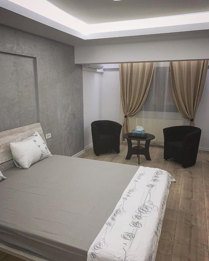 בוקרשט Mega Residance Studios מראה חיצוני תמונה